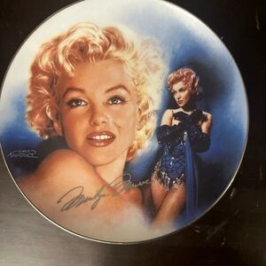 Marilyn Monroe Collector's Plates set of five